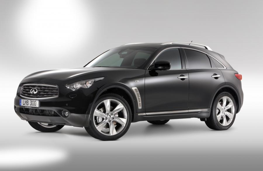  Infiniti FX30d S 2010 года  (фото 16 из 28)